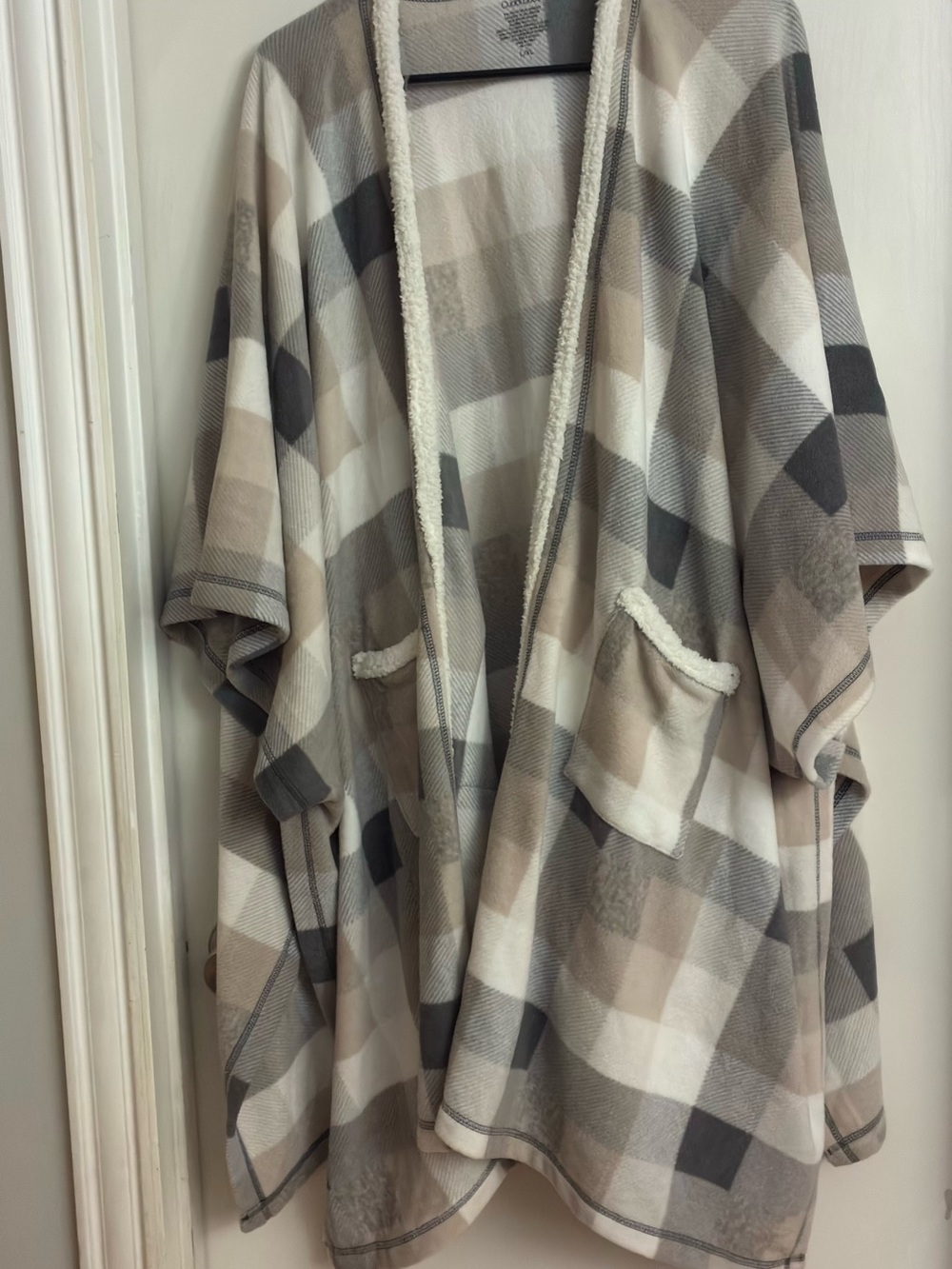 Cuddl Duds Neutral Plaid Open-Front Cape with Sherpa Trim